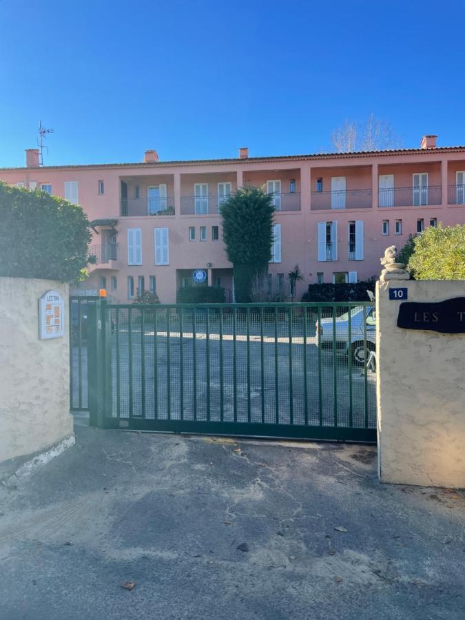 Superbe Emplacement , Terrasse Et Parking! Сен-Тропе Экстерьер фото