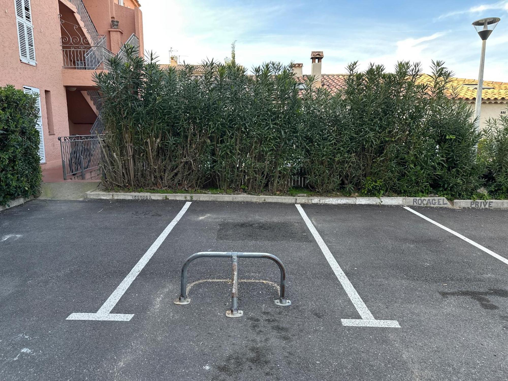 Superbe Emplacement , Terrasse Et Parking! Сен-Тропе Экстерьер фото